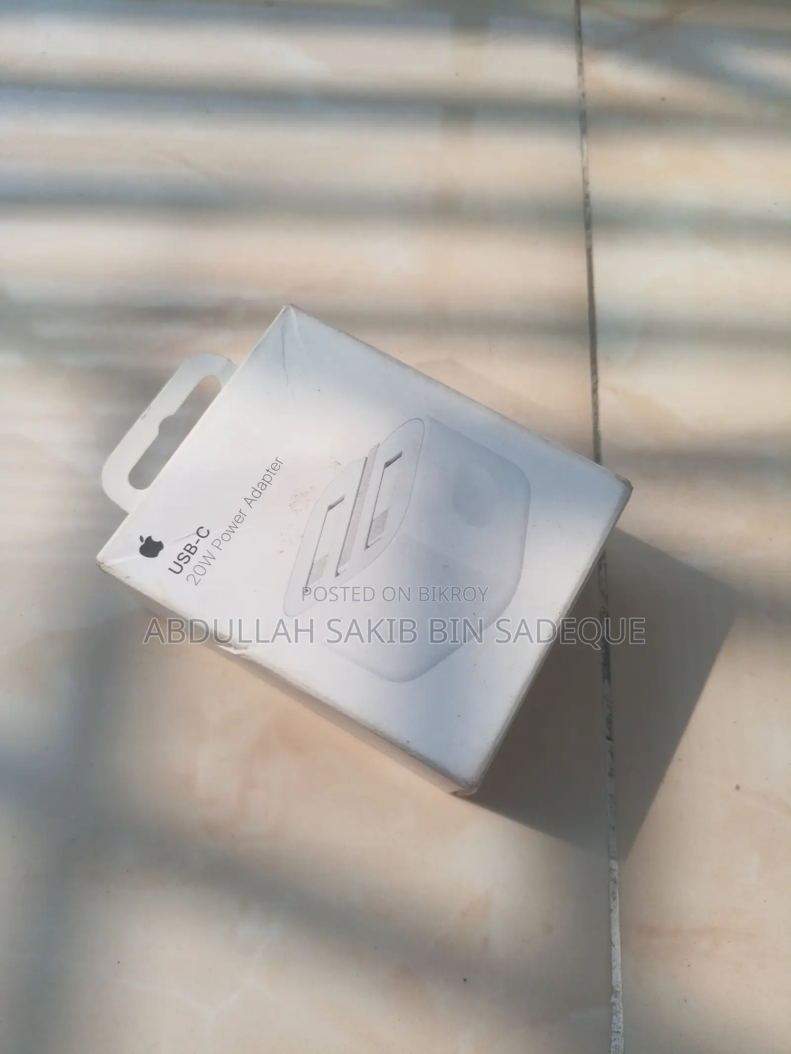 Apple 20W USB-C Power Adapter (3 Pin)