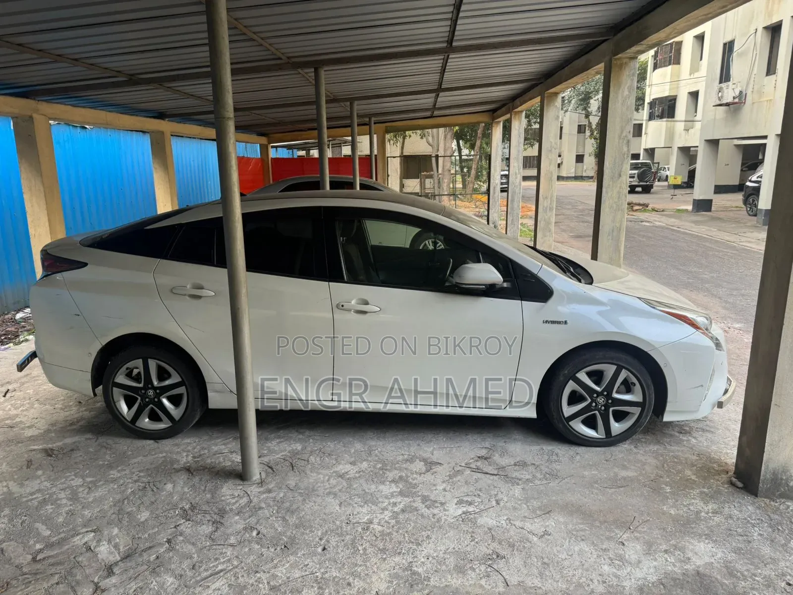 Toyota Prius 2018 Pearl