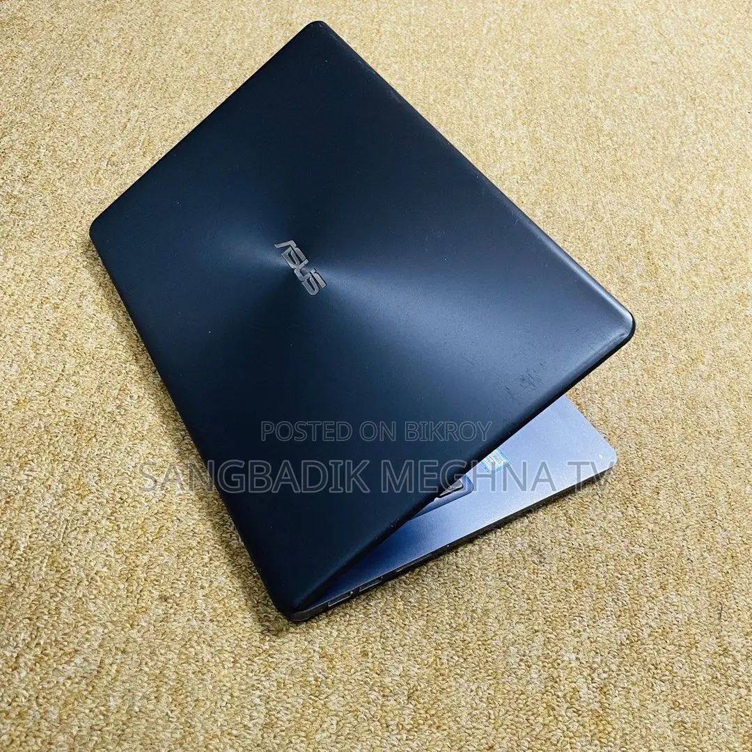 Laptop Asus 3GB Intel SSD 256GB