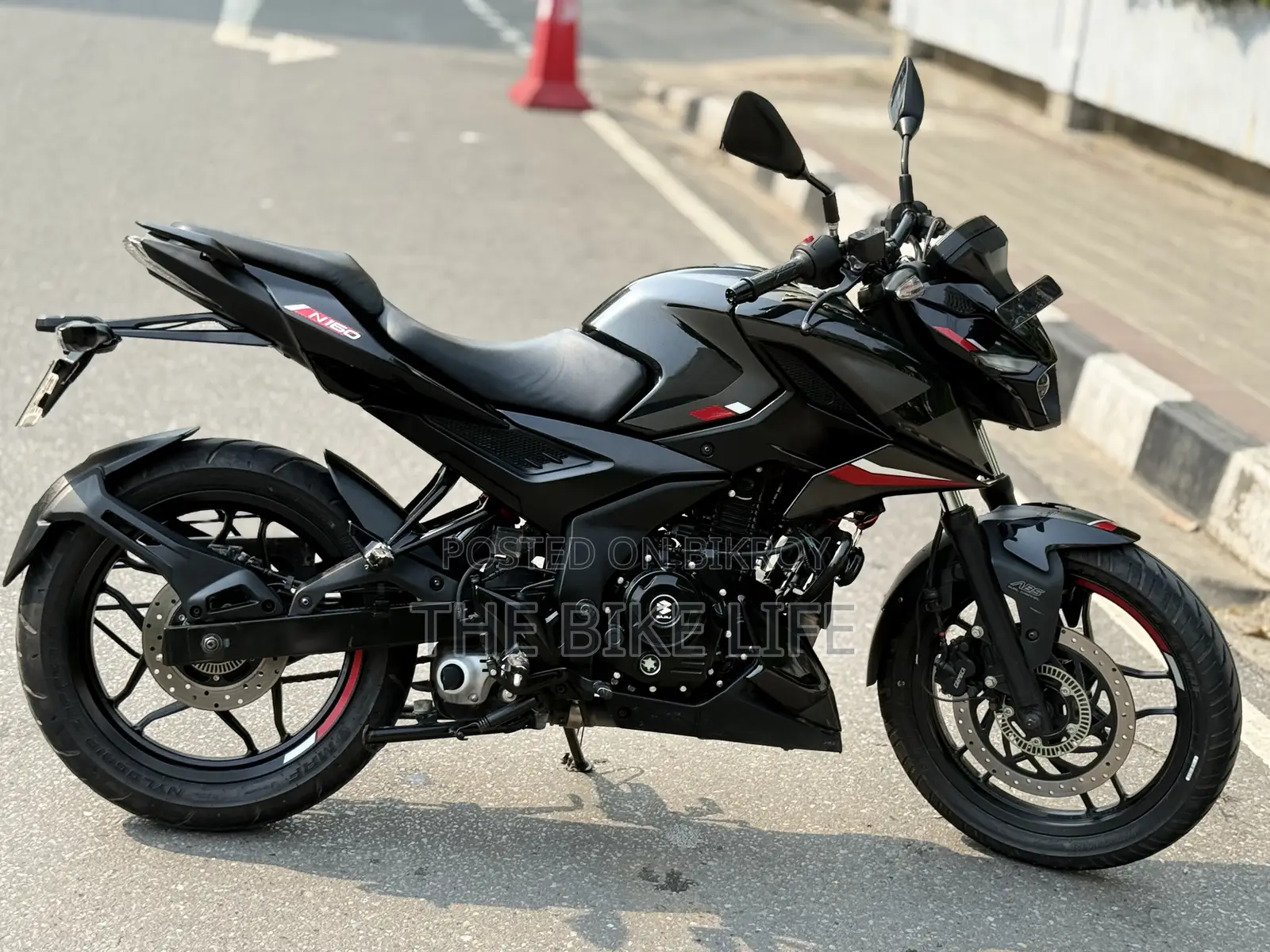 Bajaj Pulsar N160 2026 Black