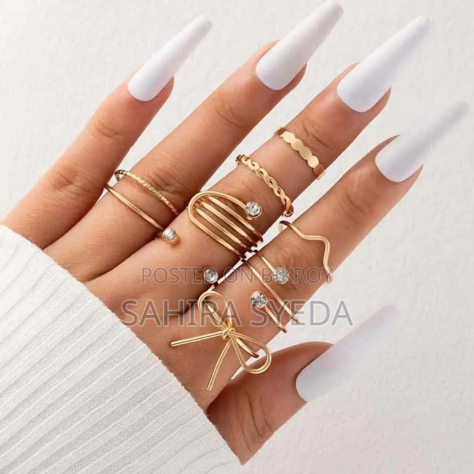 Gold Ring Set 8 Pieces