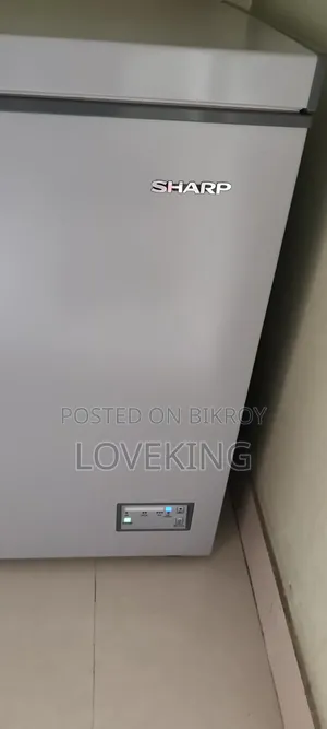 Deep Fridge Sharp