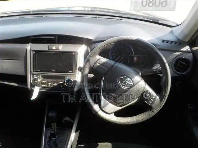 Toyota Corolla Fielder 1.5 Hybrid FWD 2021 Black