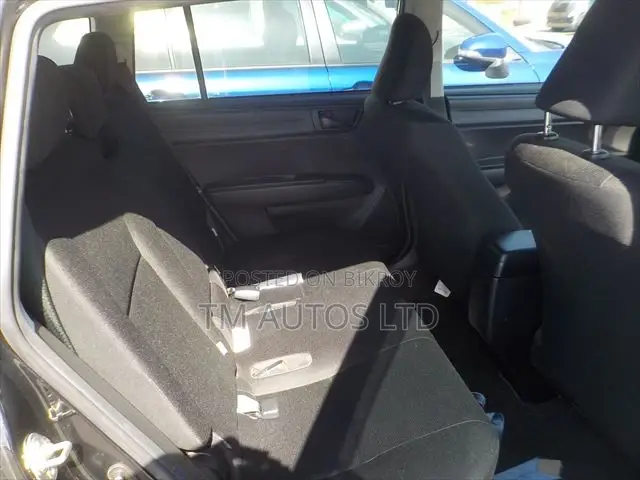 Toyota Corolla Fielder 1.5 Hybrid FWD 2021 Black
