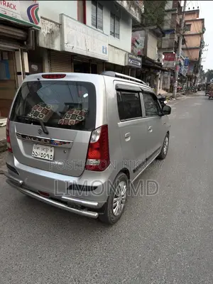 Suzuki Wagon 2011 Silver