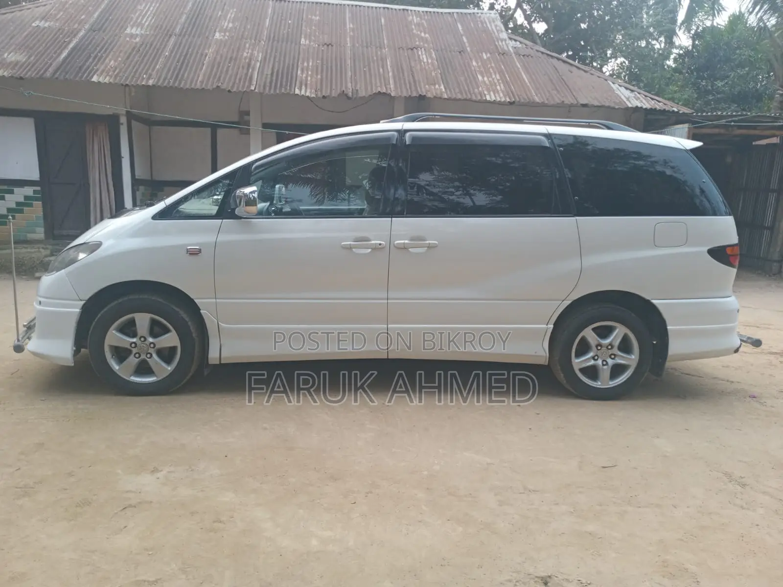 Toyota Estima 2003 White