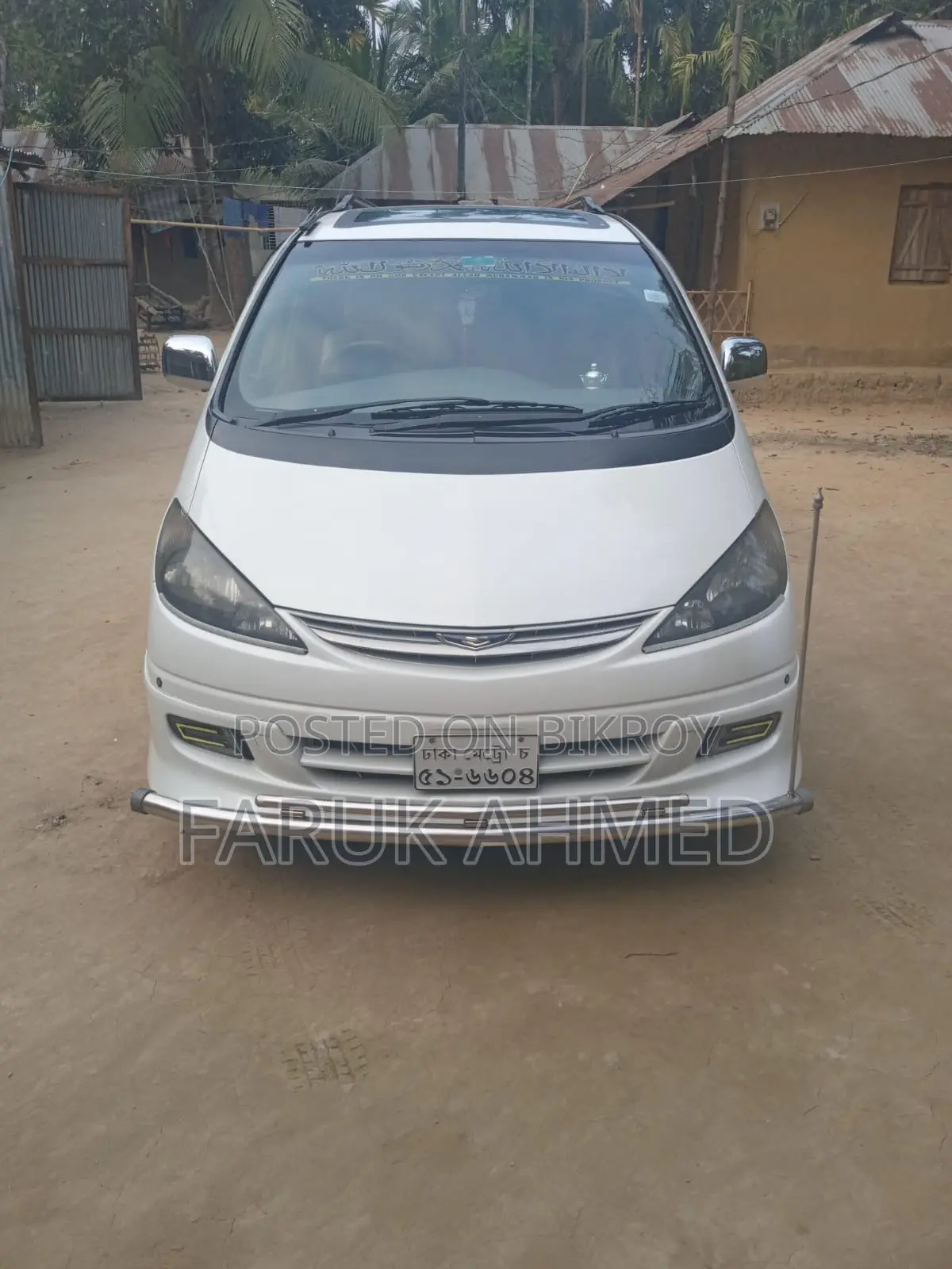 Toyota Estima 2003 White