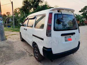 Toyota TownAce 2004 White