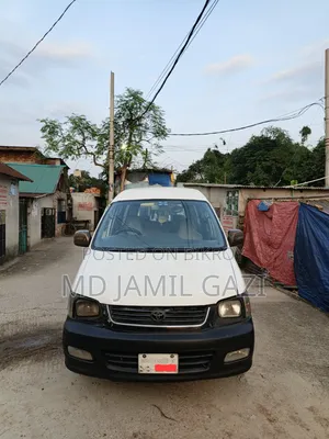 Toyota TownAce 2004 White