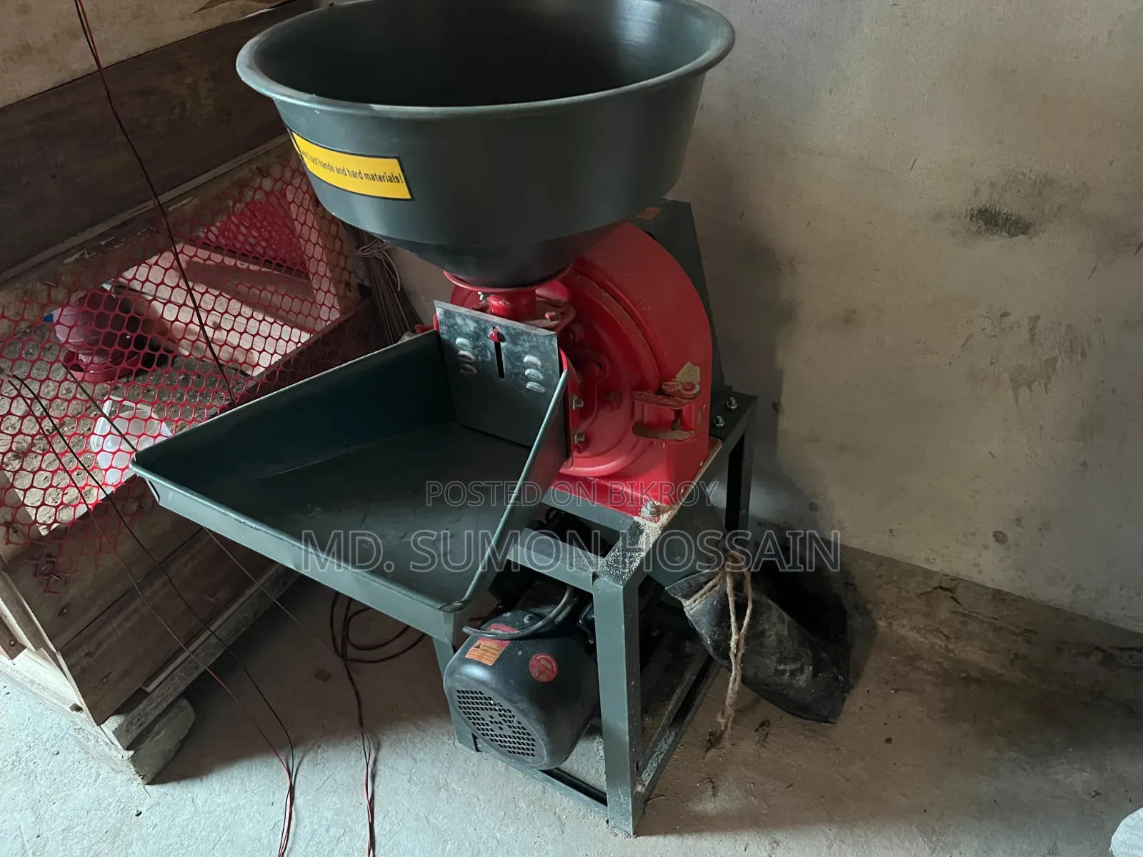 Hammer Mill Feed Grinder