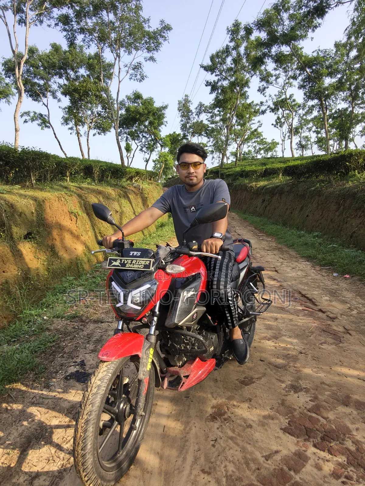 TVS Raider 125 2022 Red