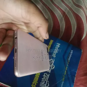 Oppo A7 64 GB Pink