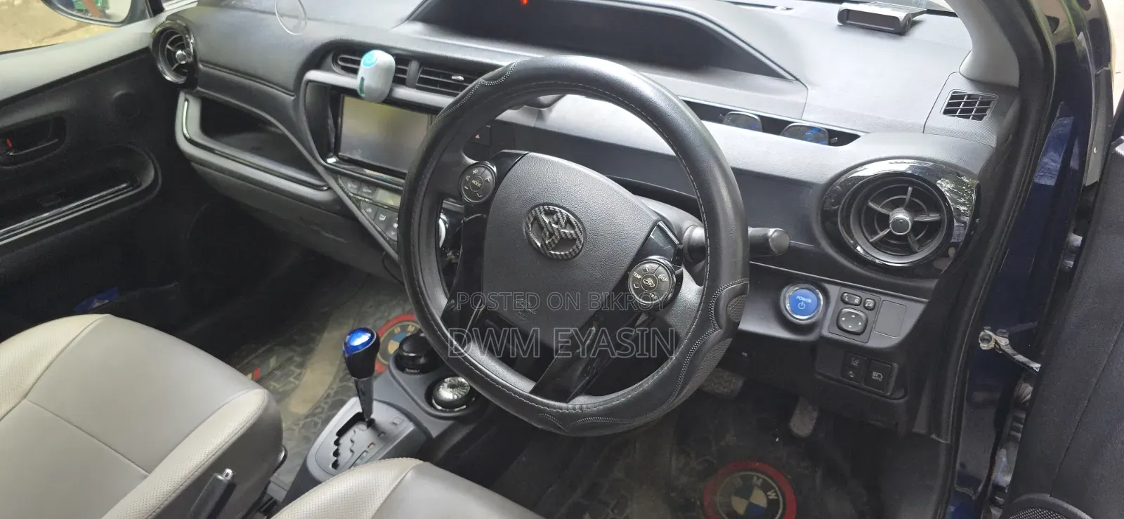 Toyota Aqua 2017 Blue