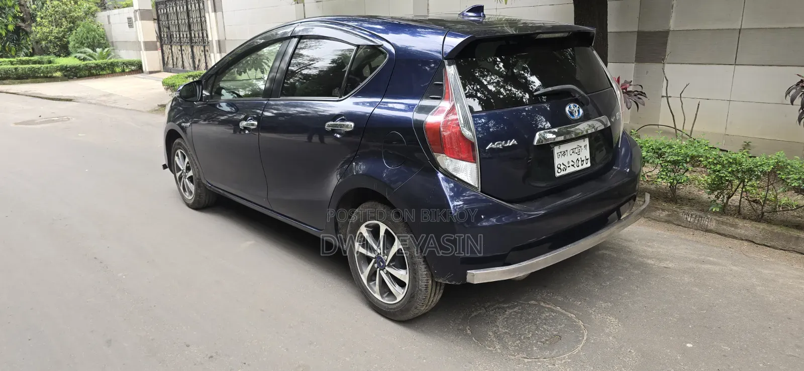Toyota Aqua 2017 Blue