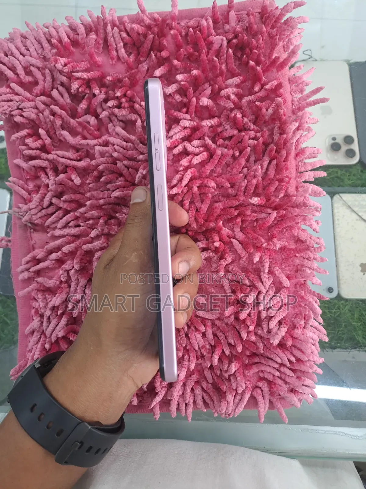 মটোরোলা মটো জি৪৫ ১২৮ জিবি পিঙ্ক