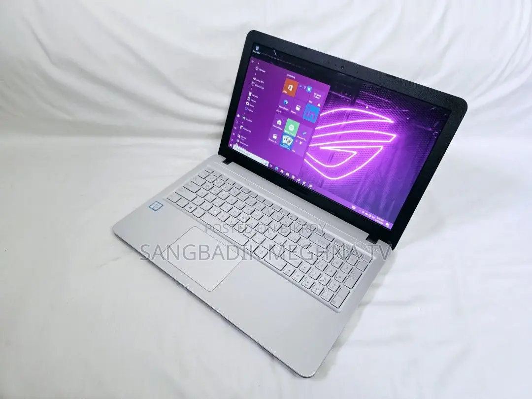 Laptop Asus 8GB AMD Ryzen SSD 512GB
