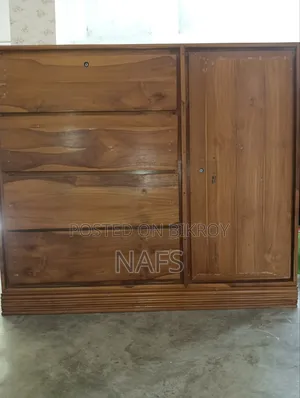 Wardrobe sell