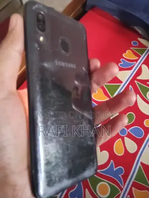Samsung Galaxy A20 32 GB Black