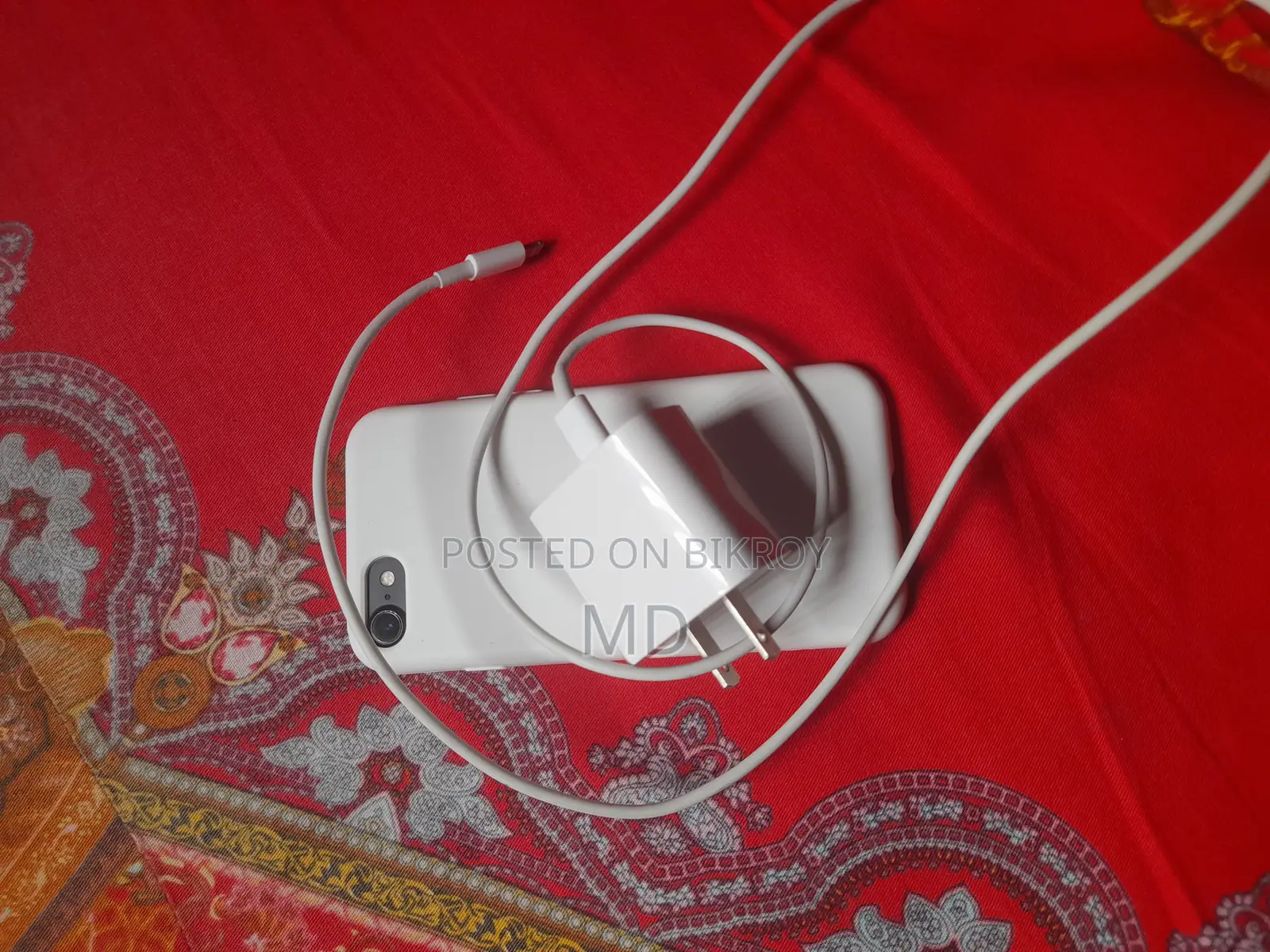 অ্যাপল আইফোন ৭ ১২৮ জিবি ব্ল্যাক