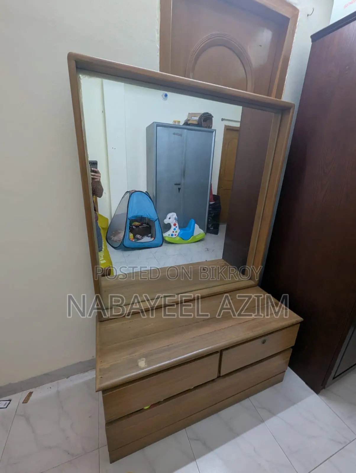 ড্রেসিং টেবিল (সেগুন কাঠের)