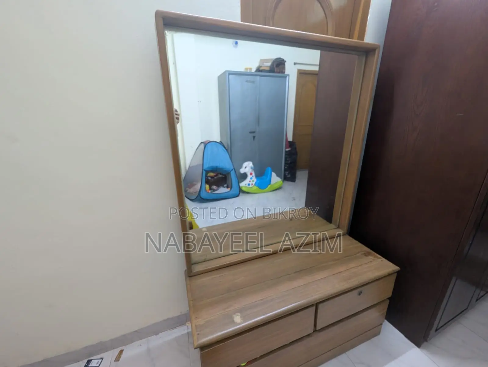 ড্রেসিং টেবিল (সেগুন কাঠের)