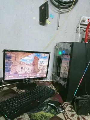 Desktop Computer 8GB AMD Ryzen 5 SSD 256GB