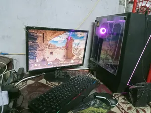 Desktop Computer 8GB AMD Ryzen 5 SSD 256GB