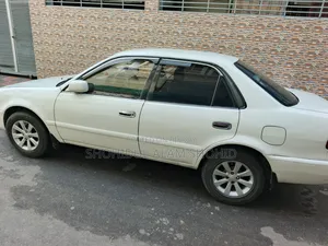 Toyota Corolla II 1998 White