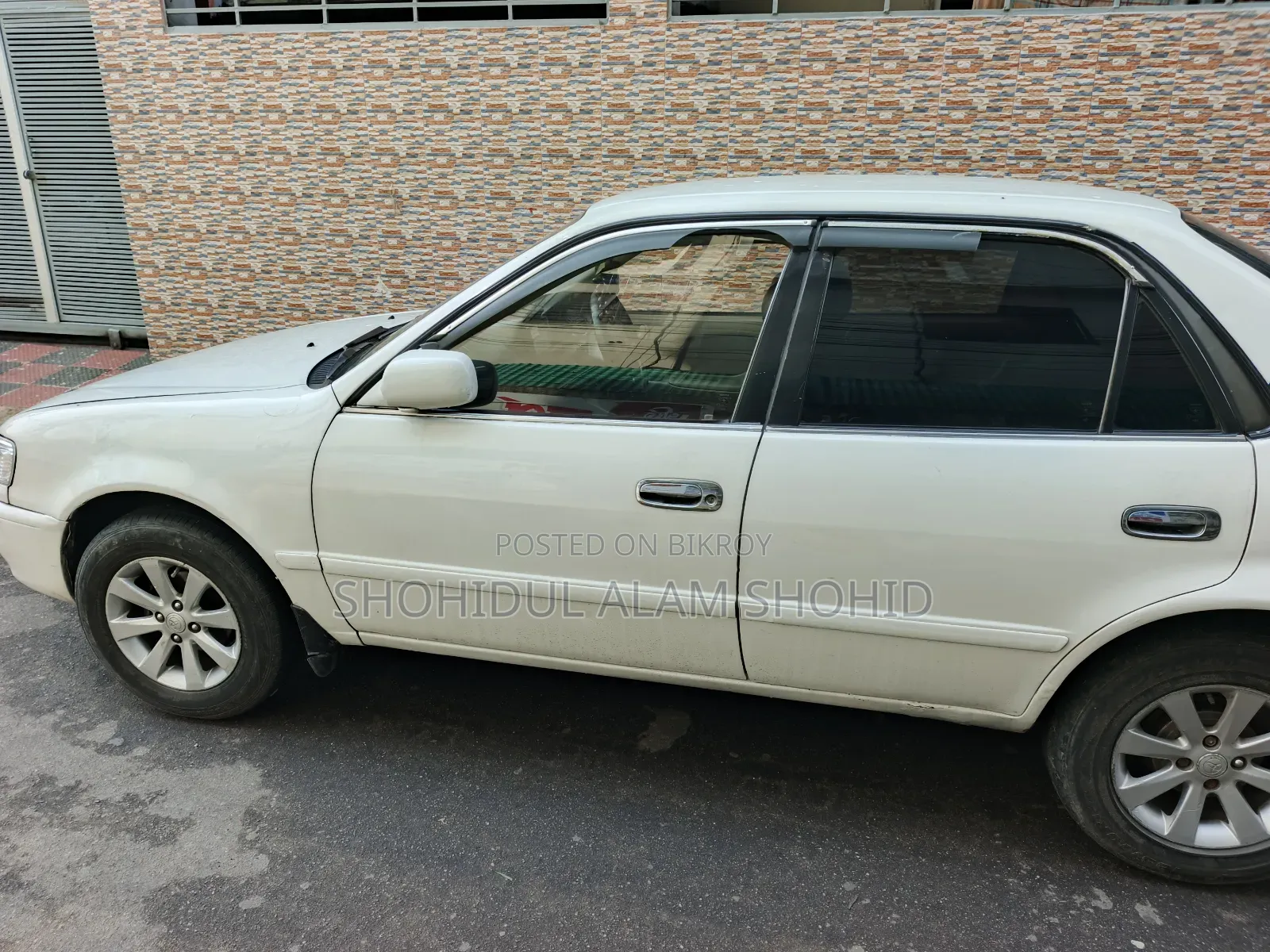 Toyota Corolla II 1998 White