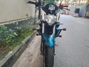 ইয়ামাহা এফজেড ২০১৭ নীল