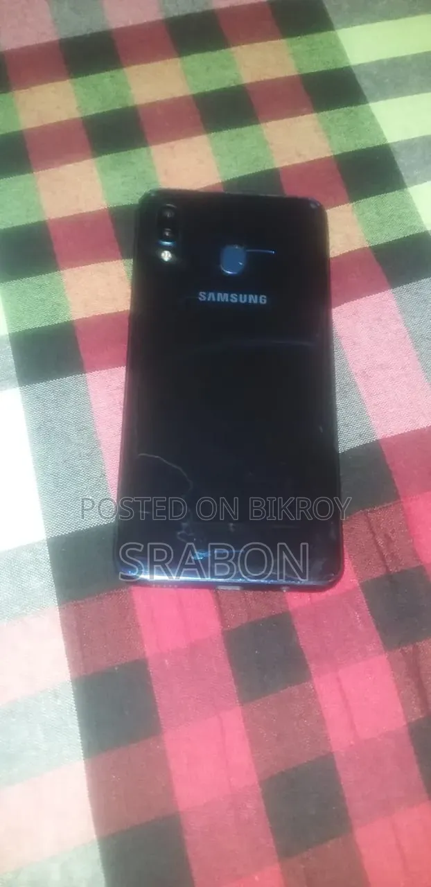 Samsung Galaxy A20 32 GB Blue