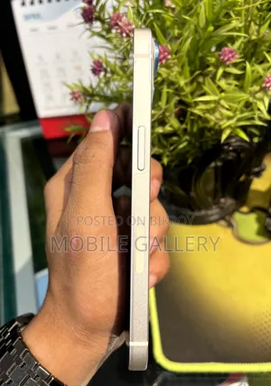 Apple iPhone 13 128 GB White