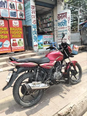 বাজাজ ডিসকভার ১০০ ২০১৬ লাল