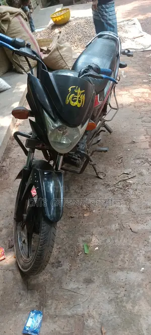 Suzuki Hayate ২০১৮ ব্ল্যাক