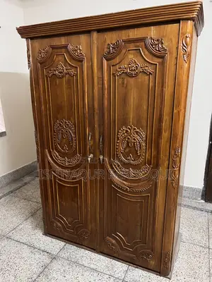 সেগুন কাঠের আলমারি