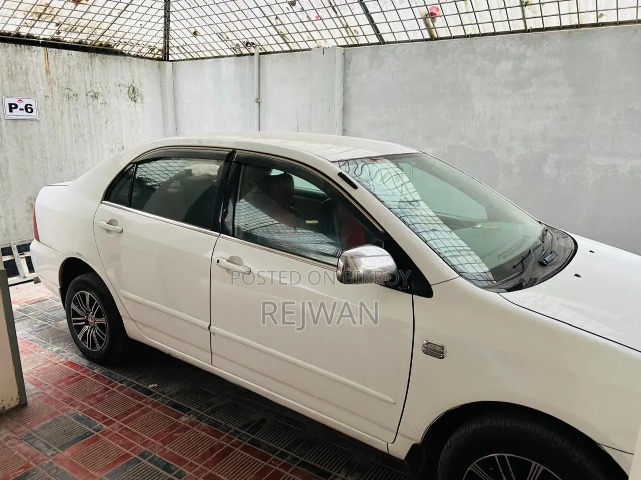 Toyota Corolla 2005 Pearl