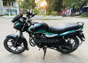 Bajaj Discover 125 2022 Green