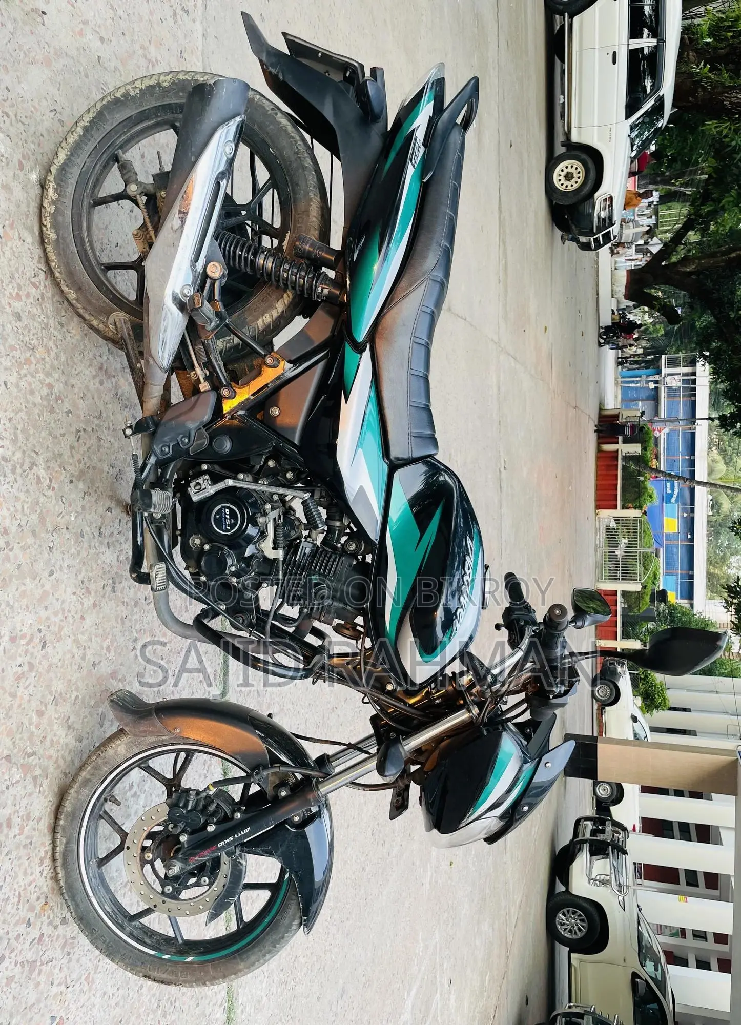 Bajaj Discover 125 2022 Green