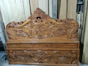 মেহেগনি কাঠের সেমি বক্স খাট