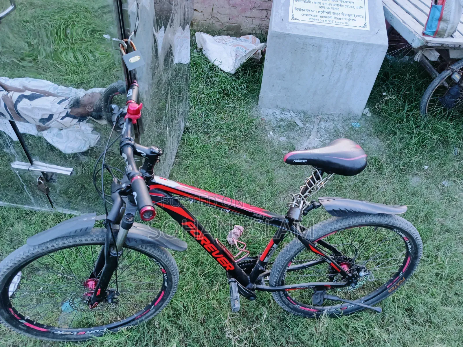 Bicycle full body is fresh.