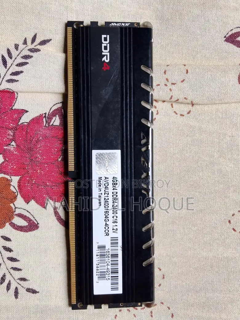 Avexir DDR4 4GB RAM 4GBx4 DDR4-2400 C16 1.2V