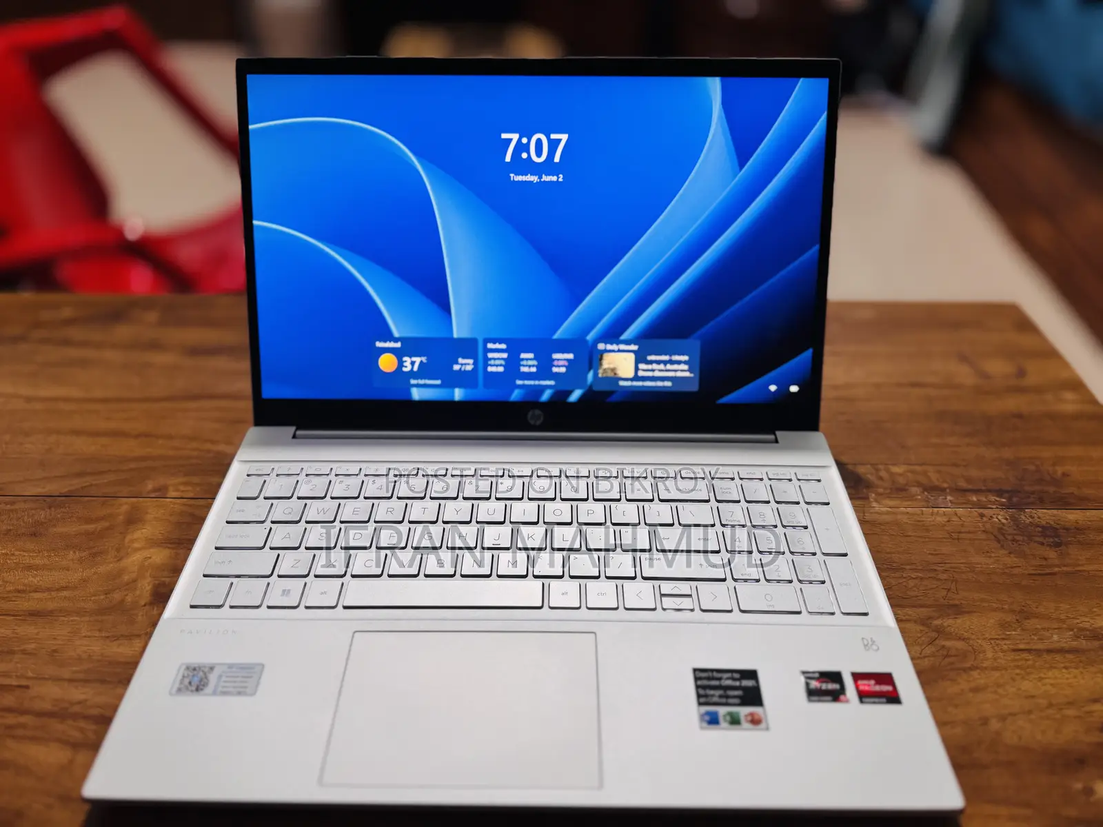 Laptop HP Pavilion 15-Eh0050wm 8GB AMD Ryzen 5 SSD 512GB