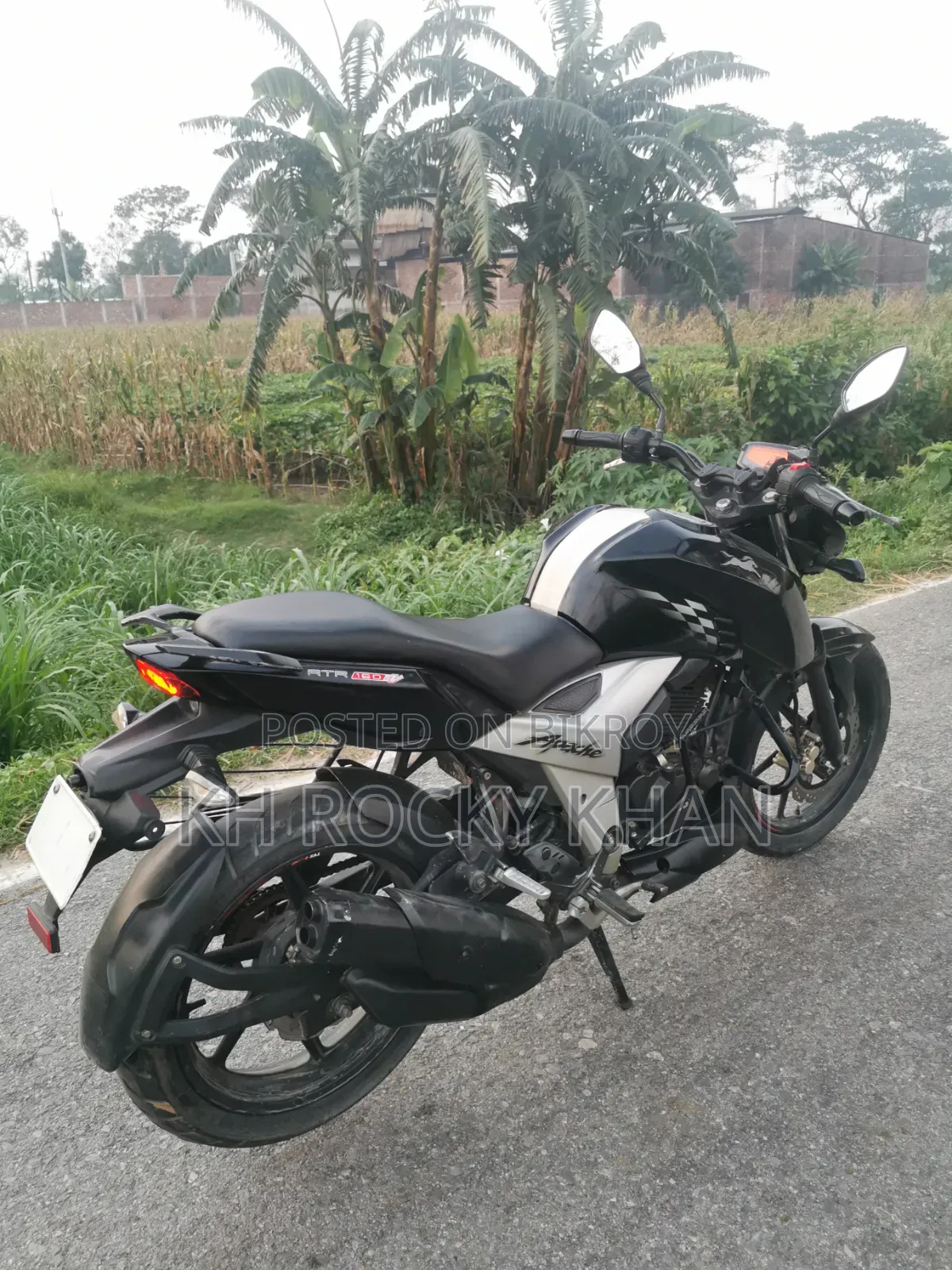 TVS Apache 160 4V 2020 Black