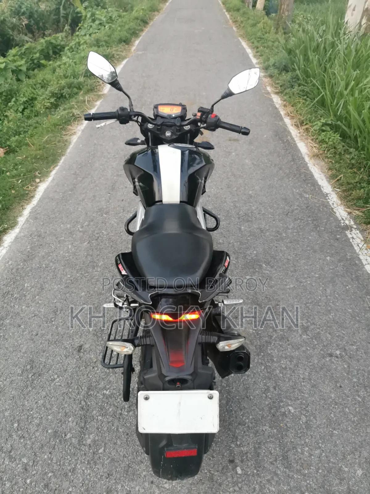 TVS Apache 160 4V 2020 Black