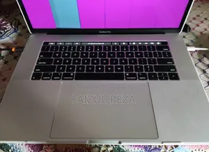 Laptop Apple MacBook Pro 2018 16GB Intel Core I7 SSD 512GB