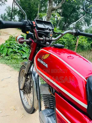 Honda 1988 Red