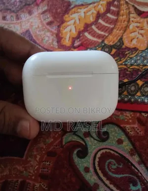 Apple AirPods 2nd Generation