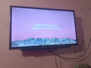 ৩২ ইঞ্চি টিভি বিক্রয়ের জন্য
