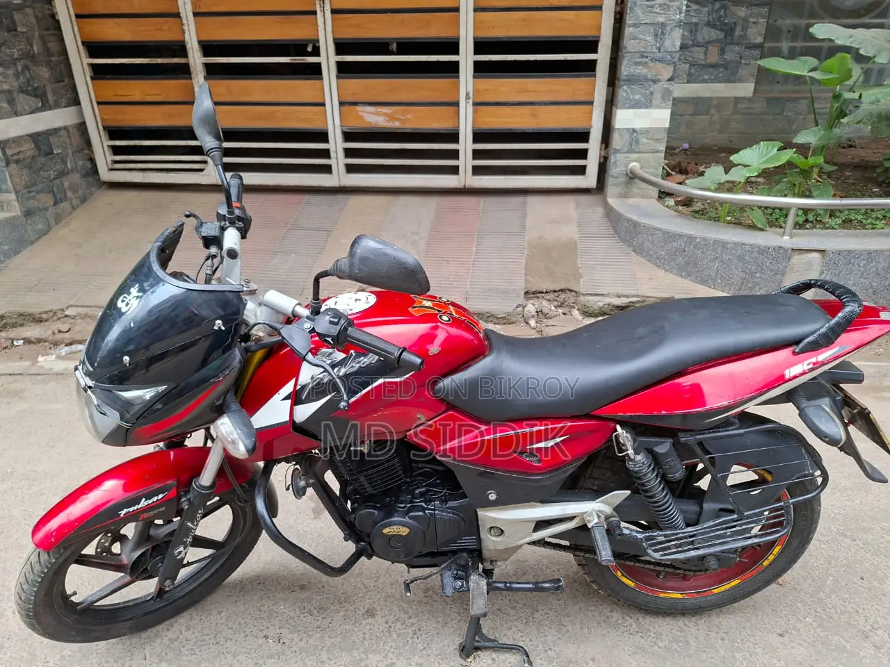 Bajaj Pulsar 150 2009 Red