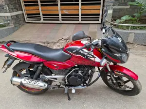 Bajaj Pulsar 150 2009 Red